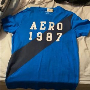 blue Aeropostale t shirt